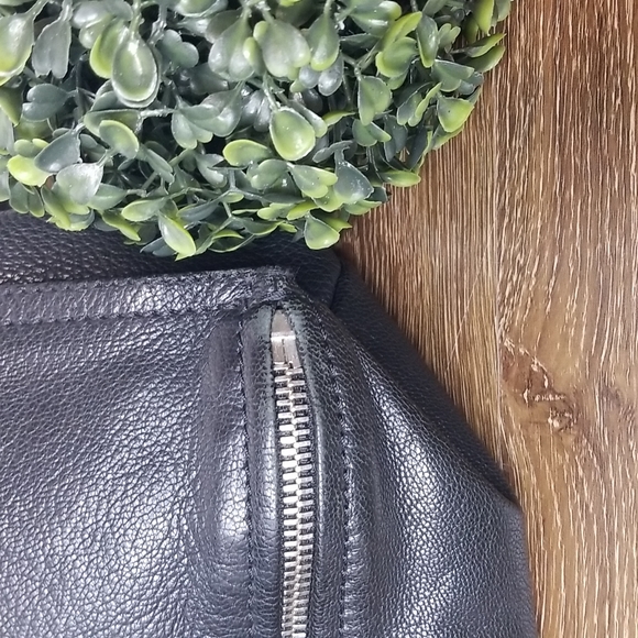 FINAL PRICE🔥Givenchy Black Goatskin Pandora Medium Bag W/ Silver Hardware~VGUC - Picture 7 of 16